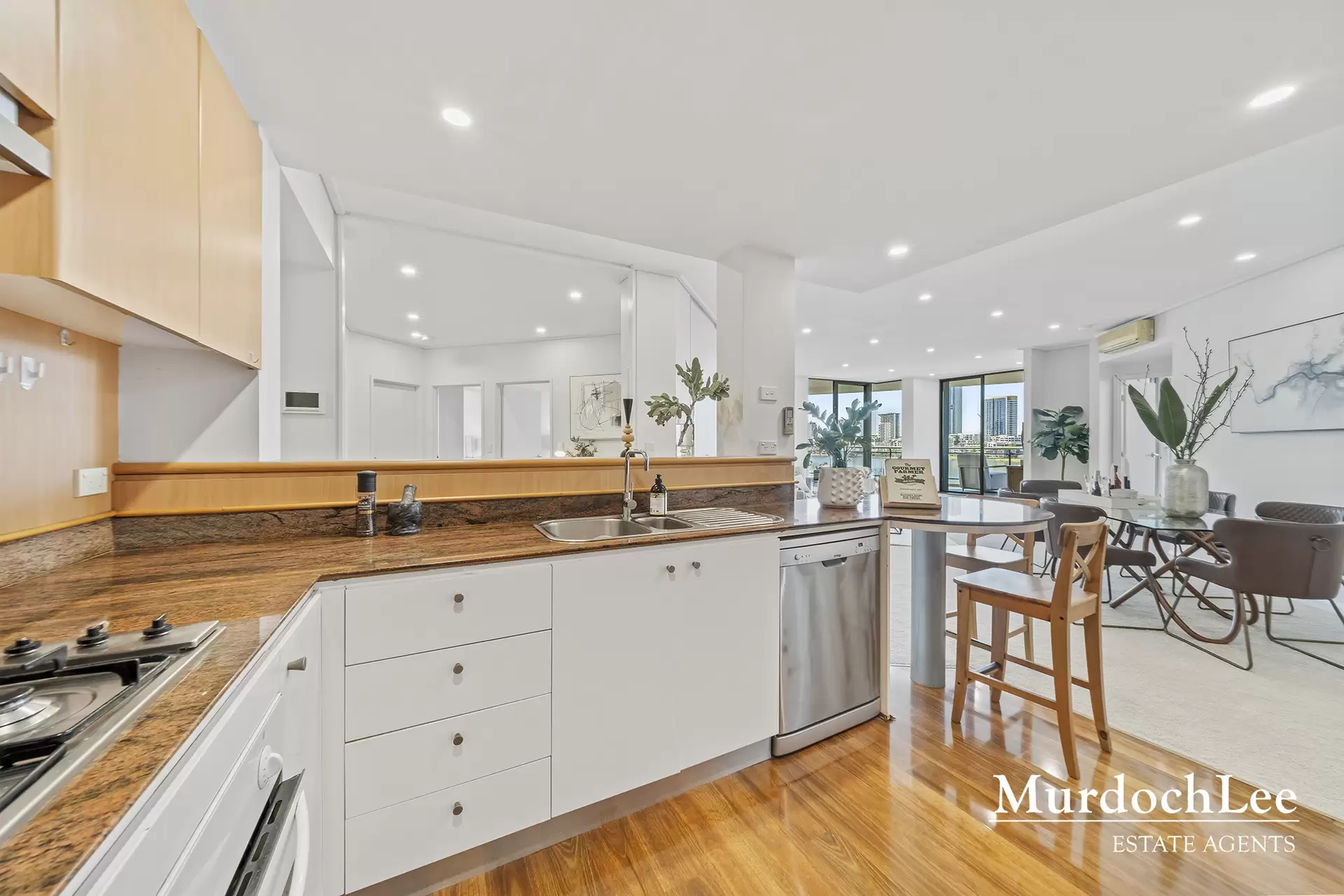 36/29 Bennelong Parkway, Wentworth Point Sold by Murdoch Lee Estate Agents - image 9