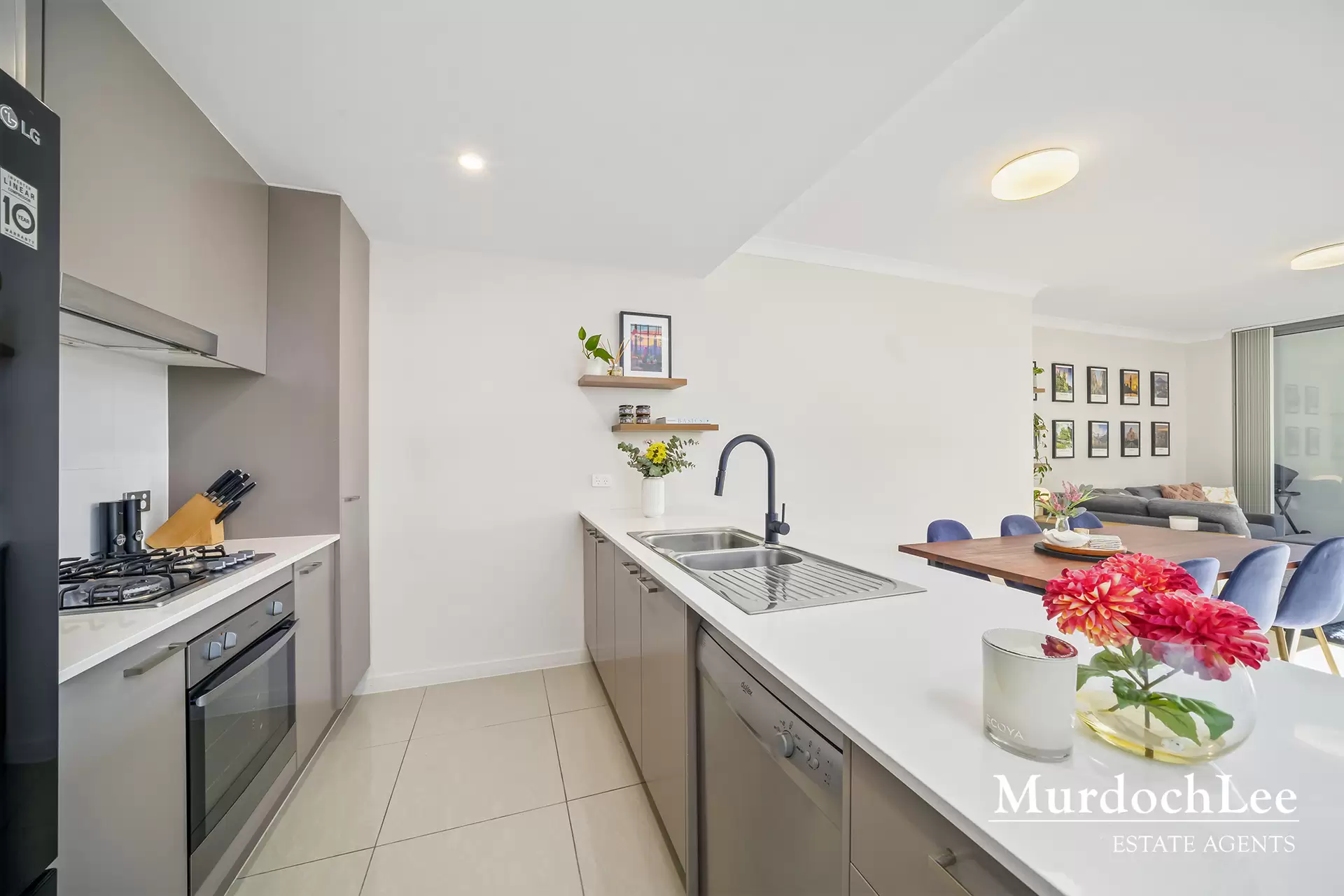 56/1 Meryll Avenue, Baulkham Hills Sold by Murdoch Lee Estate Agents - image 6