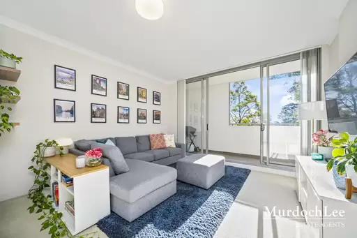 56/1 Meryll Avenue, Baulkham Hills Sold by Murdoch Lee Estate Agents