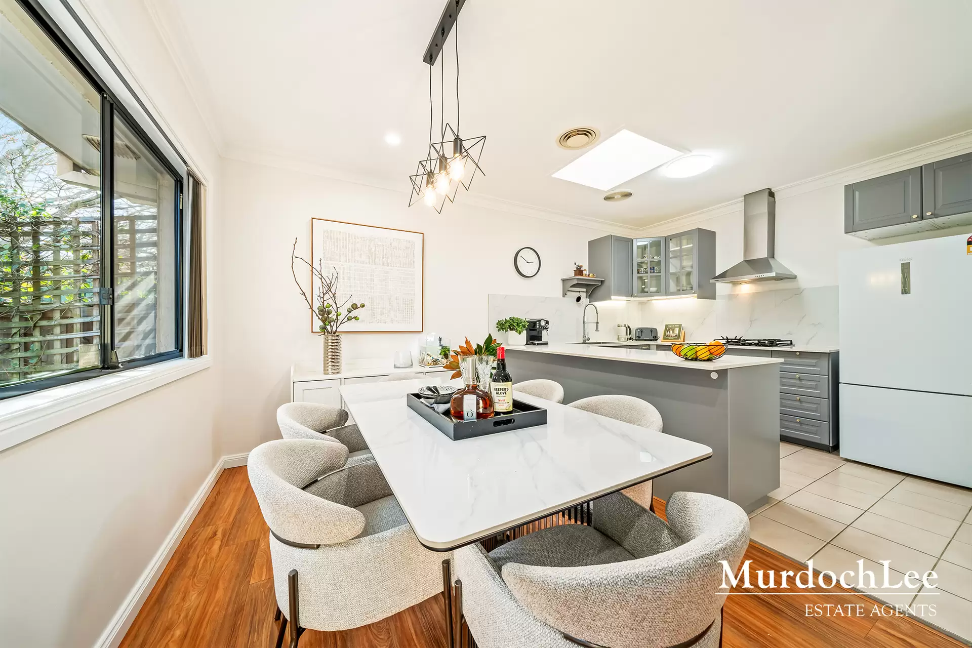 10/22-24 Seven Hills Road, Baulkham Hills Sold by Murdoch Lee Estate Agents - image 2