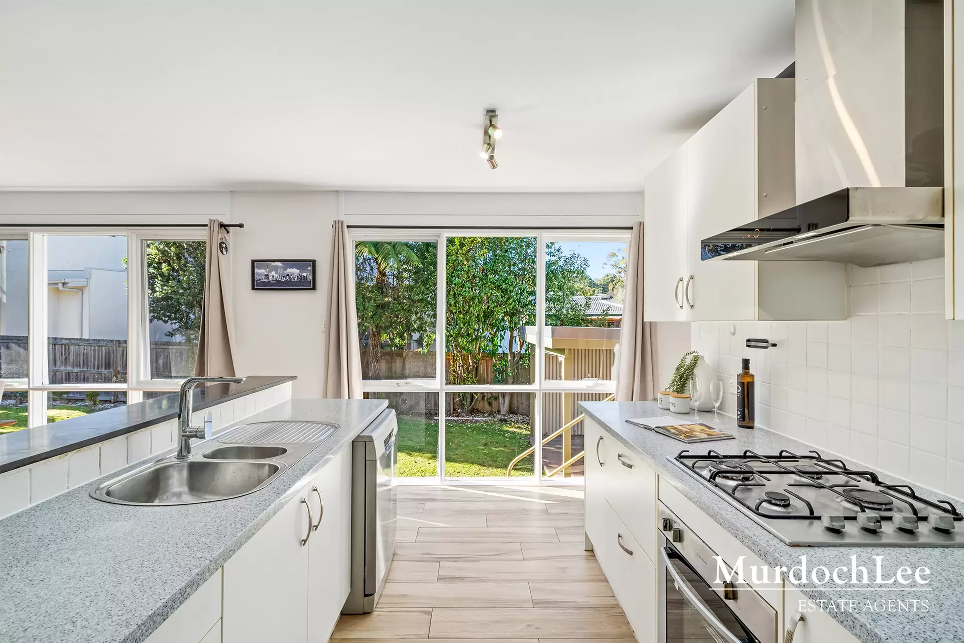 35 Roxborough Park Road, Baulkham Hills Sold by Murdoch Lee Estate Agents - image 12