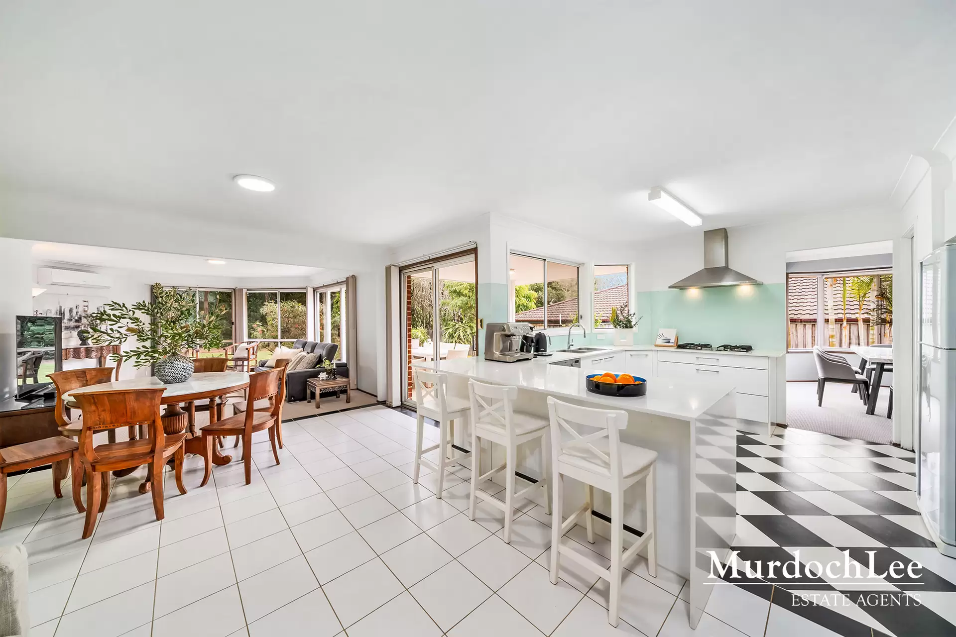 21 Romeo Place, Dural Sold by Murdoch Lee Estate Agents - image 10