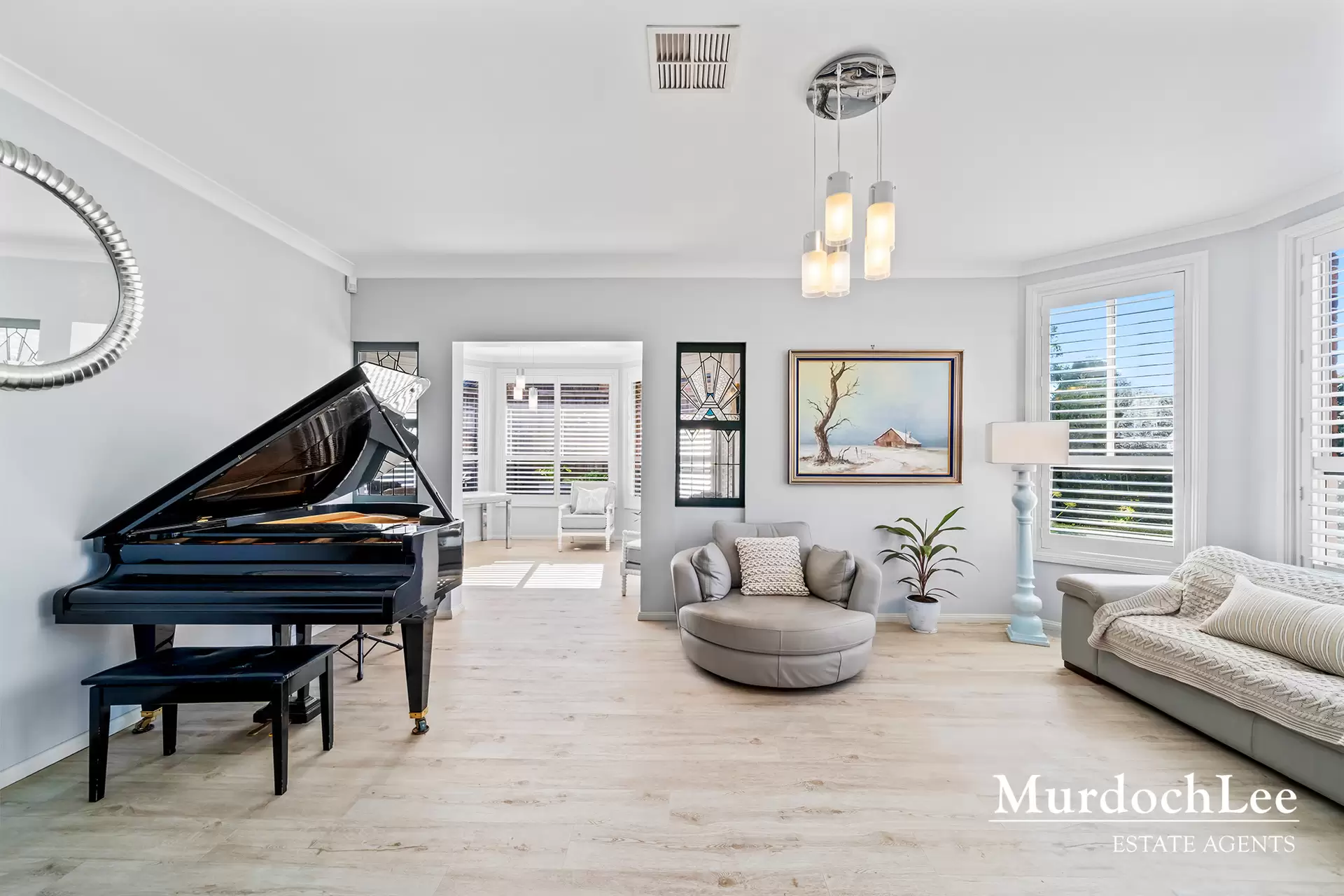 33 Oakhill Drive, Castle Hill Sold by Murdoch Lee Estate Agents - image 2