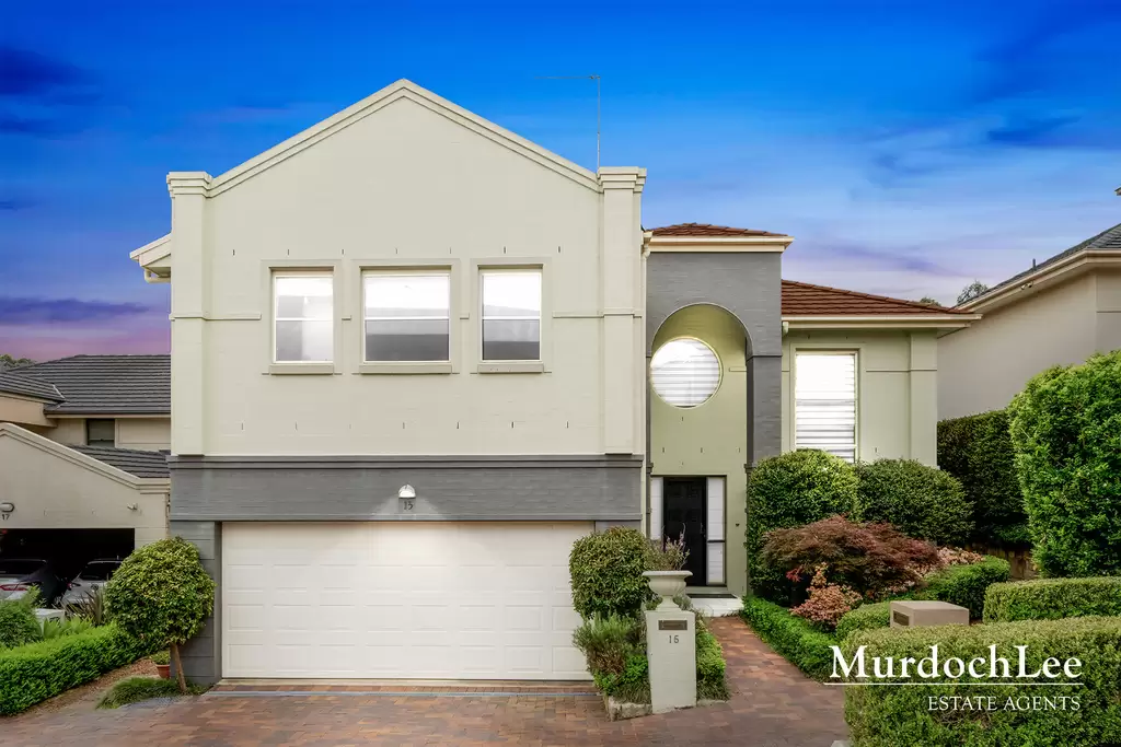 15 Government Farm Crescent, Castle Hill Sold by Murdoch Lee Estate Agents