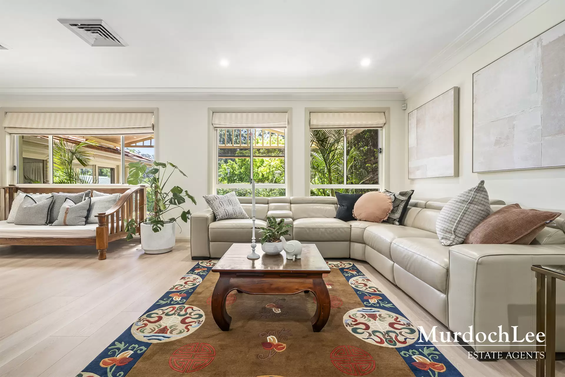 15 Government Farm Crescent, Castle Hill Sold by Murdoch Lee Estate Agents - image 3