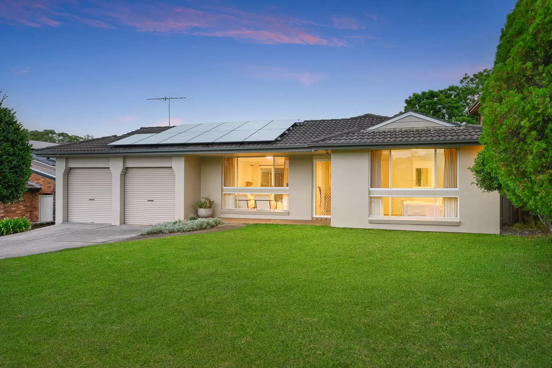8 Connell Close, Baulkham Hills Sold by Murdoch Lee Estate Agents - image 1