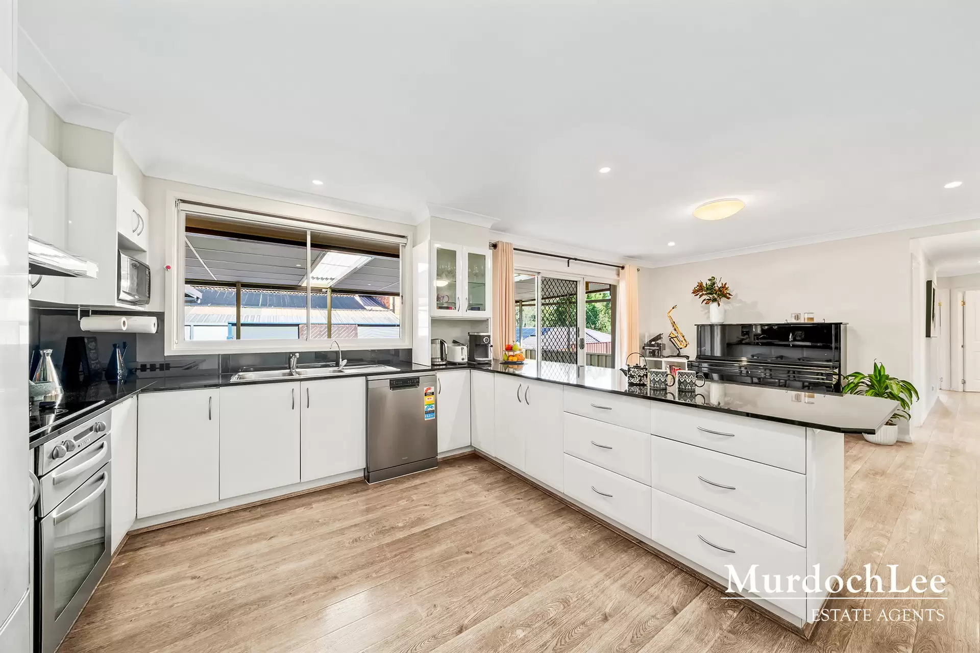 8 Connell Close, Baulkham Hills Sold by Murdoch Lee Estate Agents - image 5