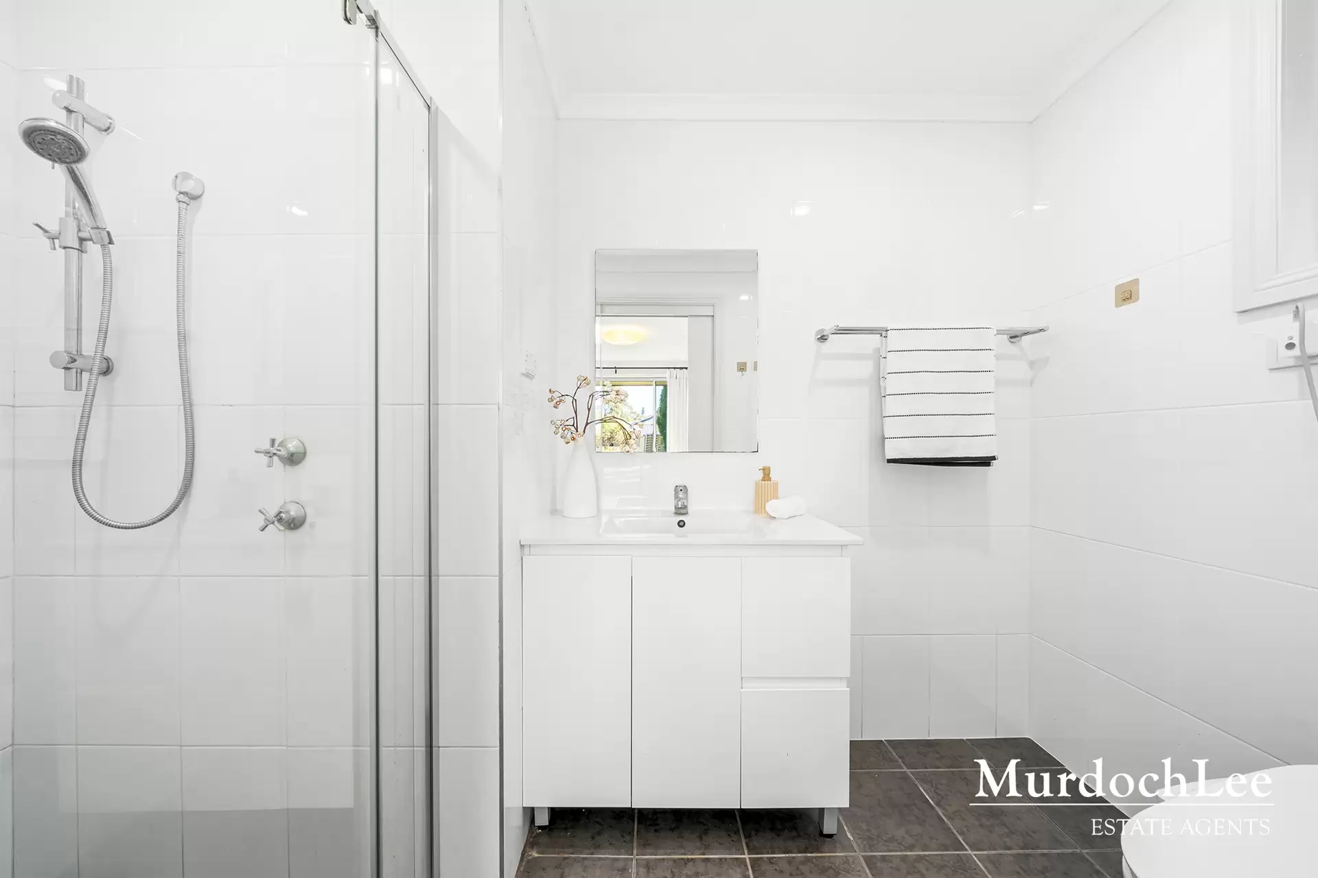 8 Connell Close, Baulkham Hills Sold by Murdoch Lee Estate Agents - image 13