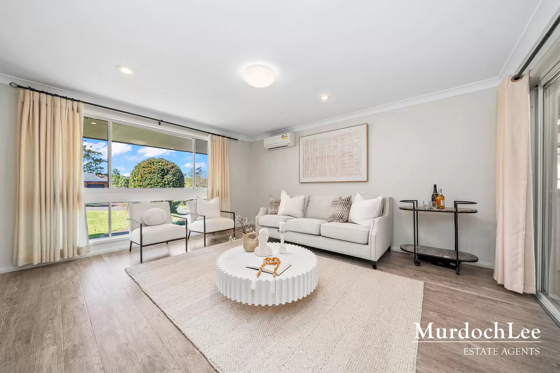 8 Connell Close, Baulkham Hills Sold by Murdoch Lee Estate Agents - image 2