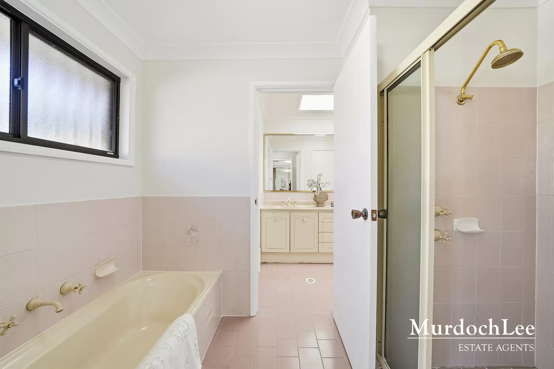 6 Victor Close, Baulkham Hills Sold by Murdoch Lee Estate Agents - image 15
