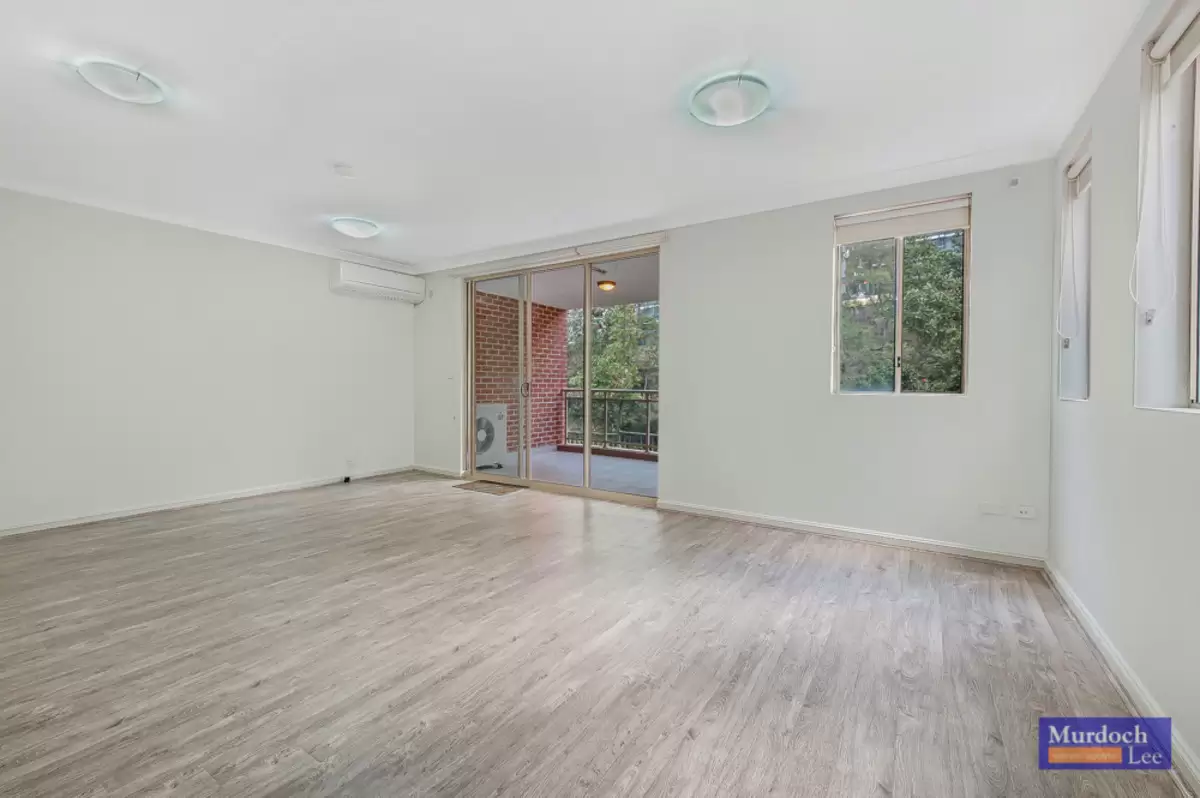 10/1-11 Rosa Crescent, Castle Hill Leased by Murdoch Lee Estate Agents - image 4
