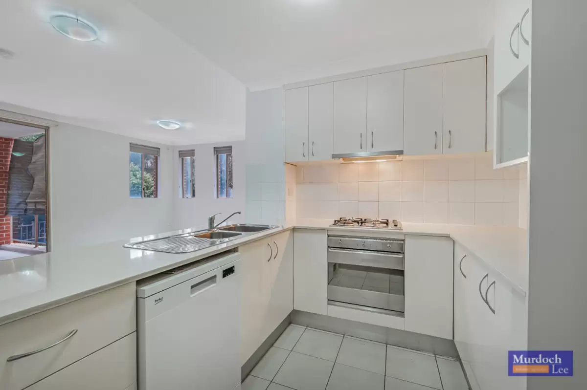 10/1-11 Rosa Crescent, Castle Hill Leased by Murdoch Lee Estate Agents - image 3