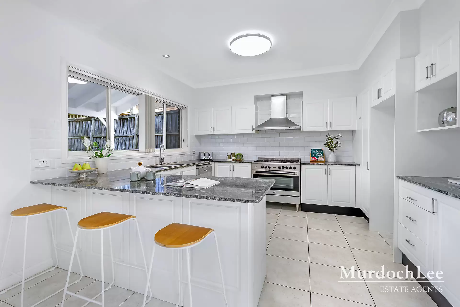 8 Glamis Place, Castle Hill Sold by Murdoch Lee Estate Agents - image 4