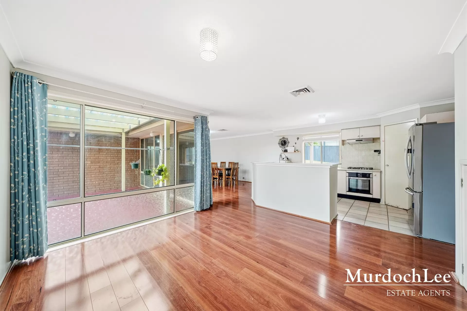 17 Grand View Court, Bella Vista Leased by Murdoch Lee Estate Agents - image 3