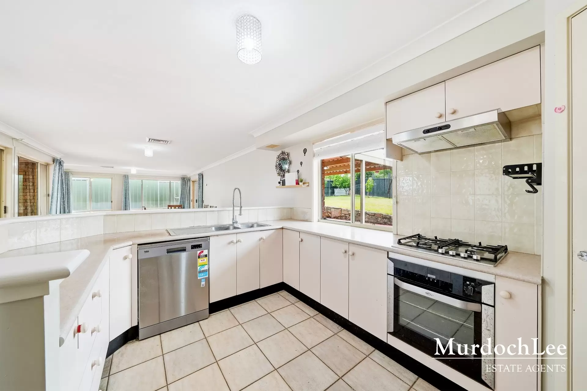 17 Grand View Court, Bella Vista Leased by Murdoch Lee Estate Agents - image 6
