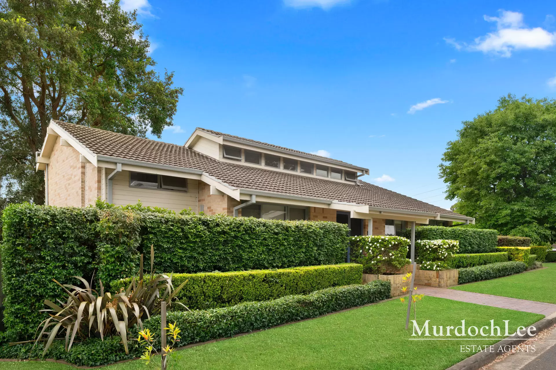 1 Maybush Place, Cherrybrook Sold by Murdoch Lee Estate Agents - image 1