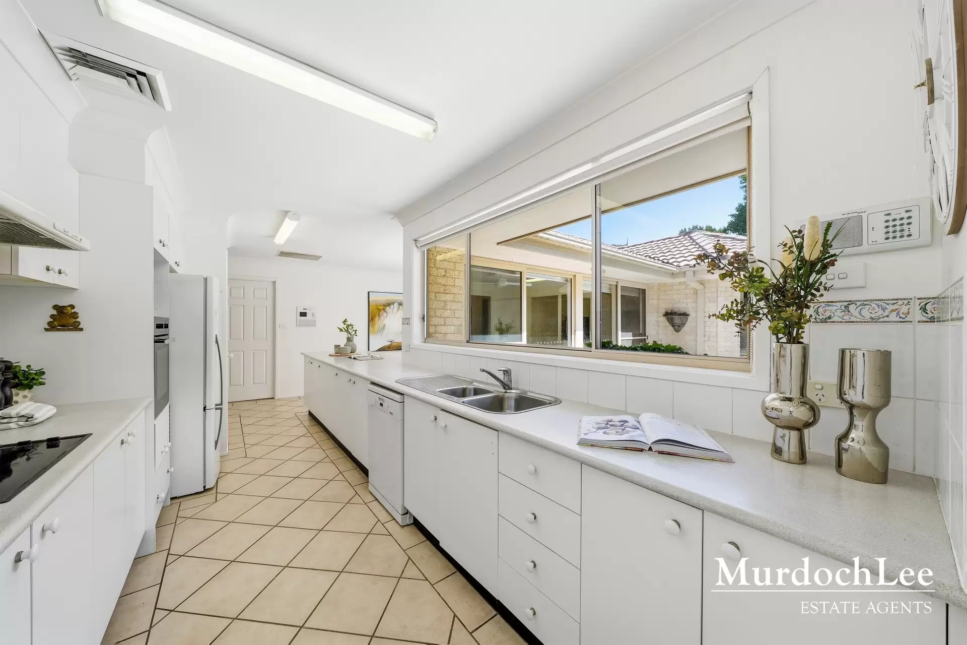 5 Glen Helen Grove, Dural Sold by Murdoch Lee Estate Agents - image 12