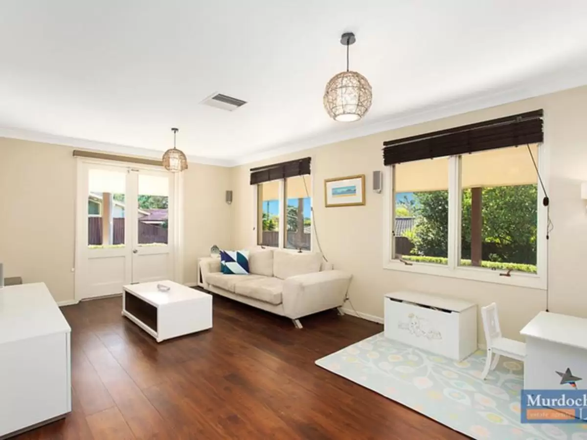 8 Carnegie Place, Castle Hill Leased by Murdoch Lee Estate Agents - image 3