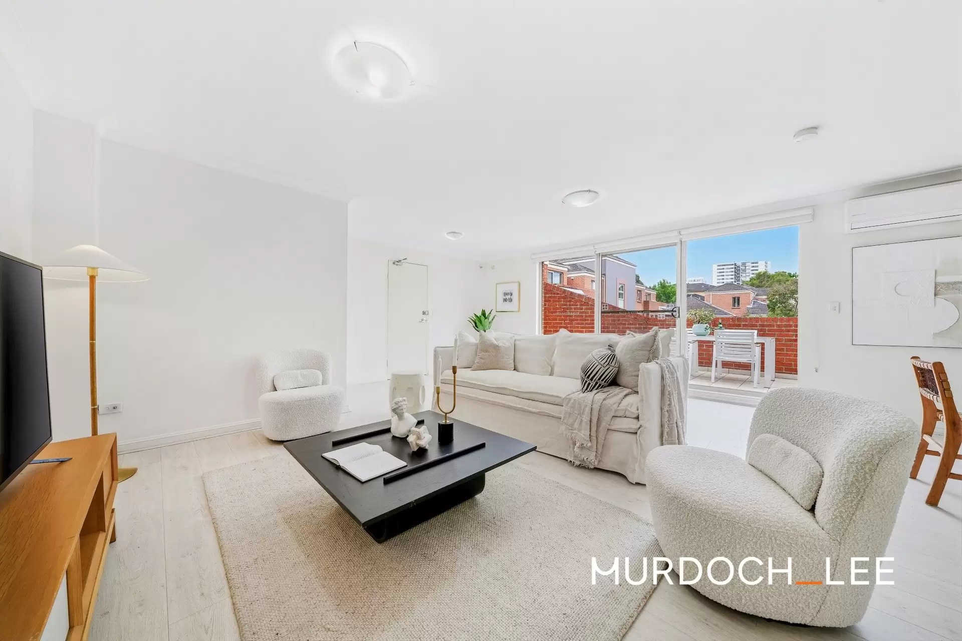 15/1-11 Rosa Crescent, Castle Hill Sold by Murdoch Lee Estate Agents - image 2