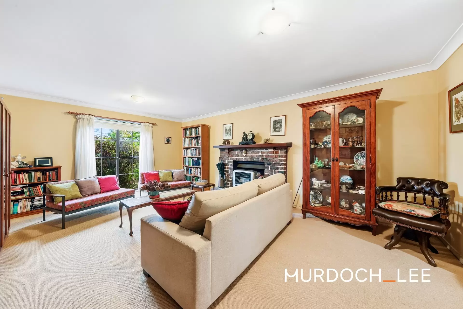 51 Tamarisk Crescent, Cherrybrook Sold by Murdoch Lee Estate Agents - image 2