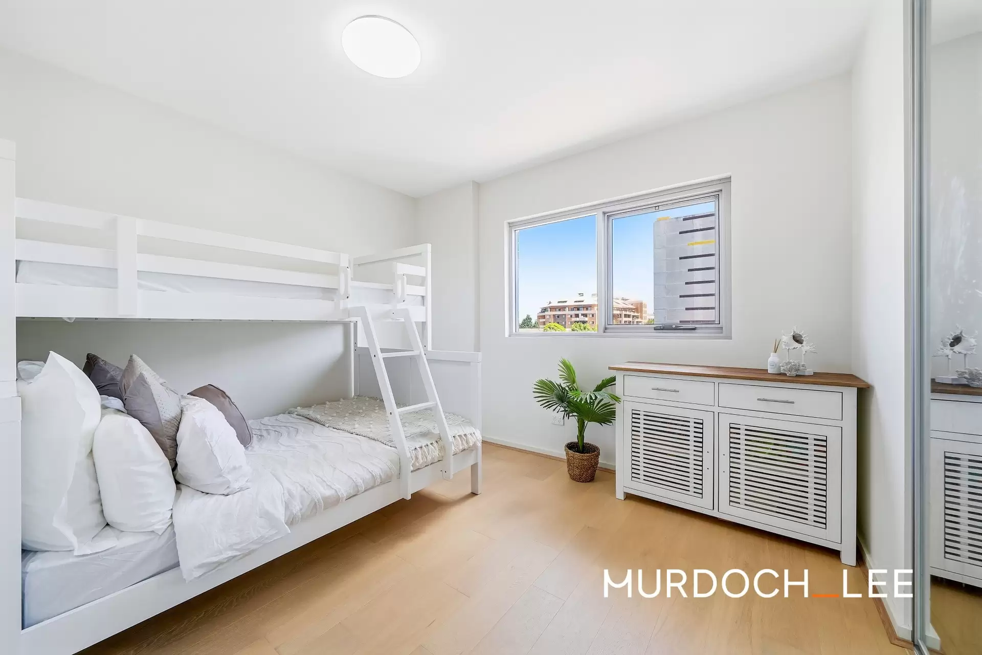 560/22-30 Station Road, Auburn Sold by Murdoch Lee Estate Agents - image 6