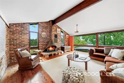 18 Delaigh Avenue, Baulkham Hills Sold by Murdoch Lee Estate Agents