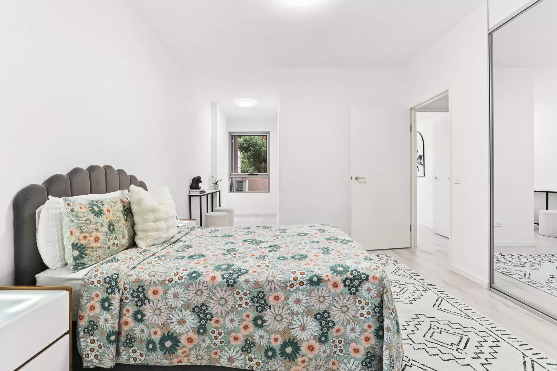 5/22-30 Station Road, Auburn Sold by Murdoch Lee Estate Agents - image 4