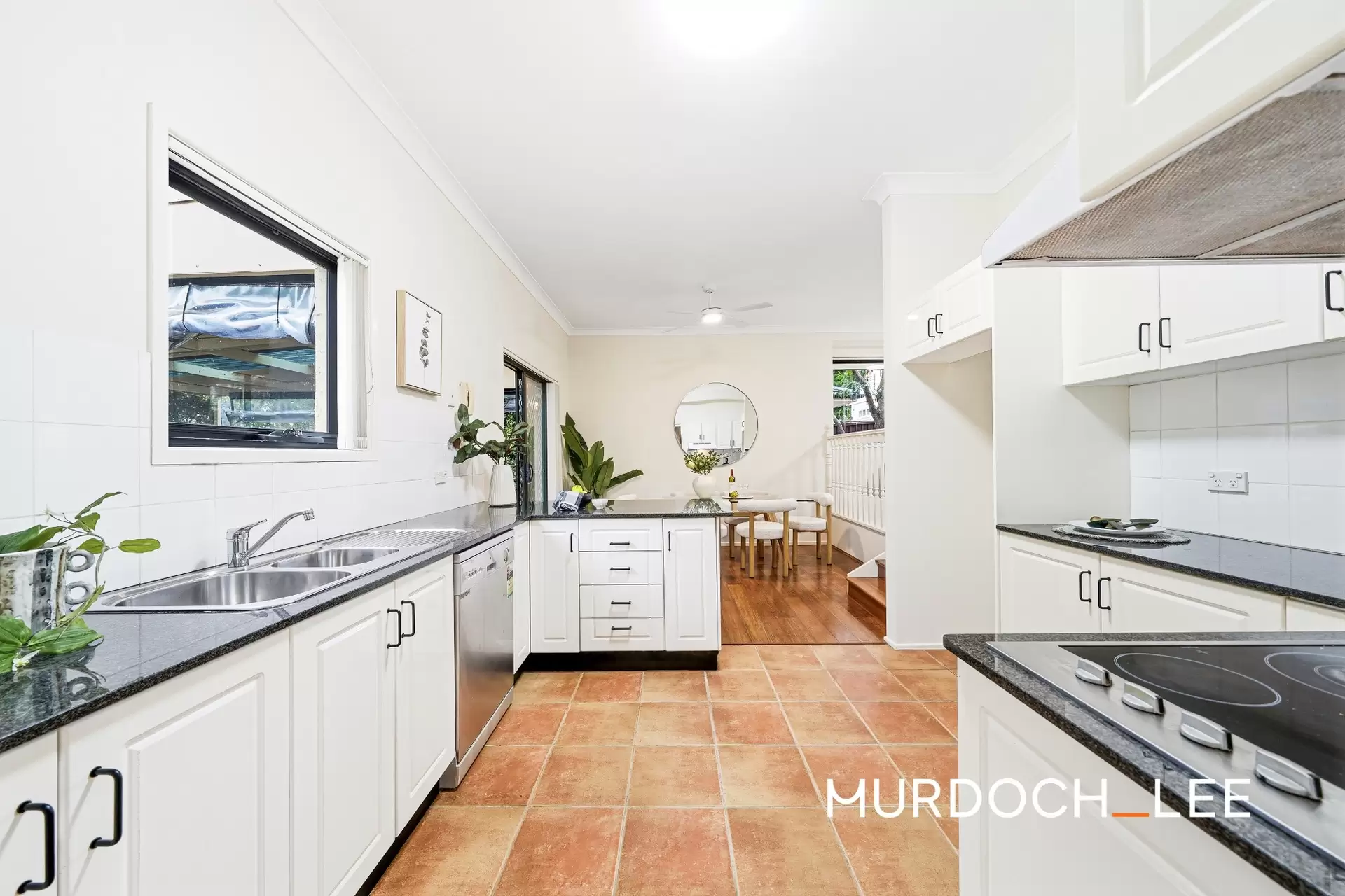 1/8 Kenneth Avenue, Baulkham Hills Sold by Murdoch Lee Estate Agents - image 5