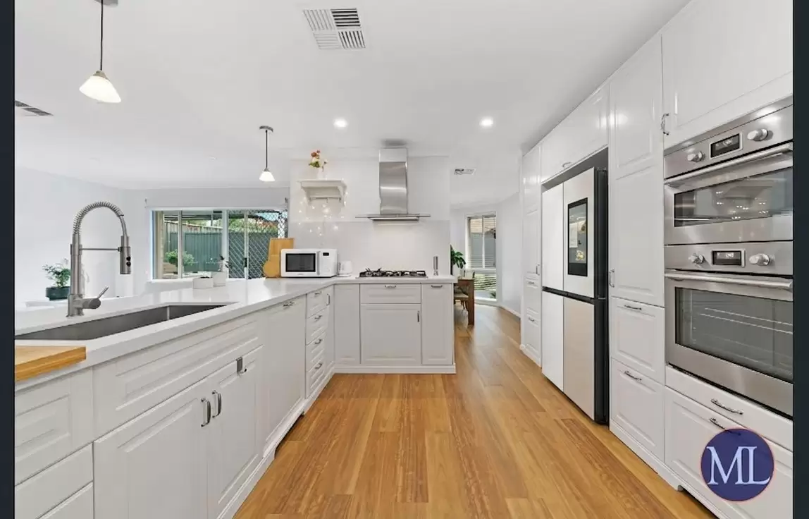 7 Bordeaux Crescent, Castle Hill Leased by Murdoch Lee Estate Agents - image 2