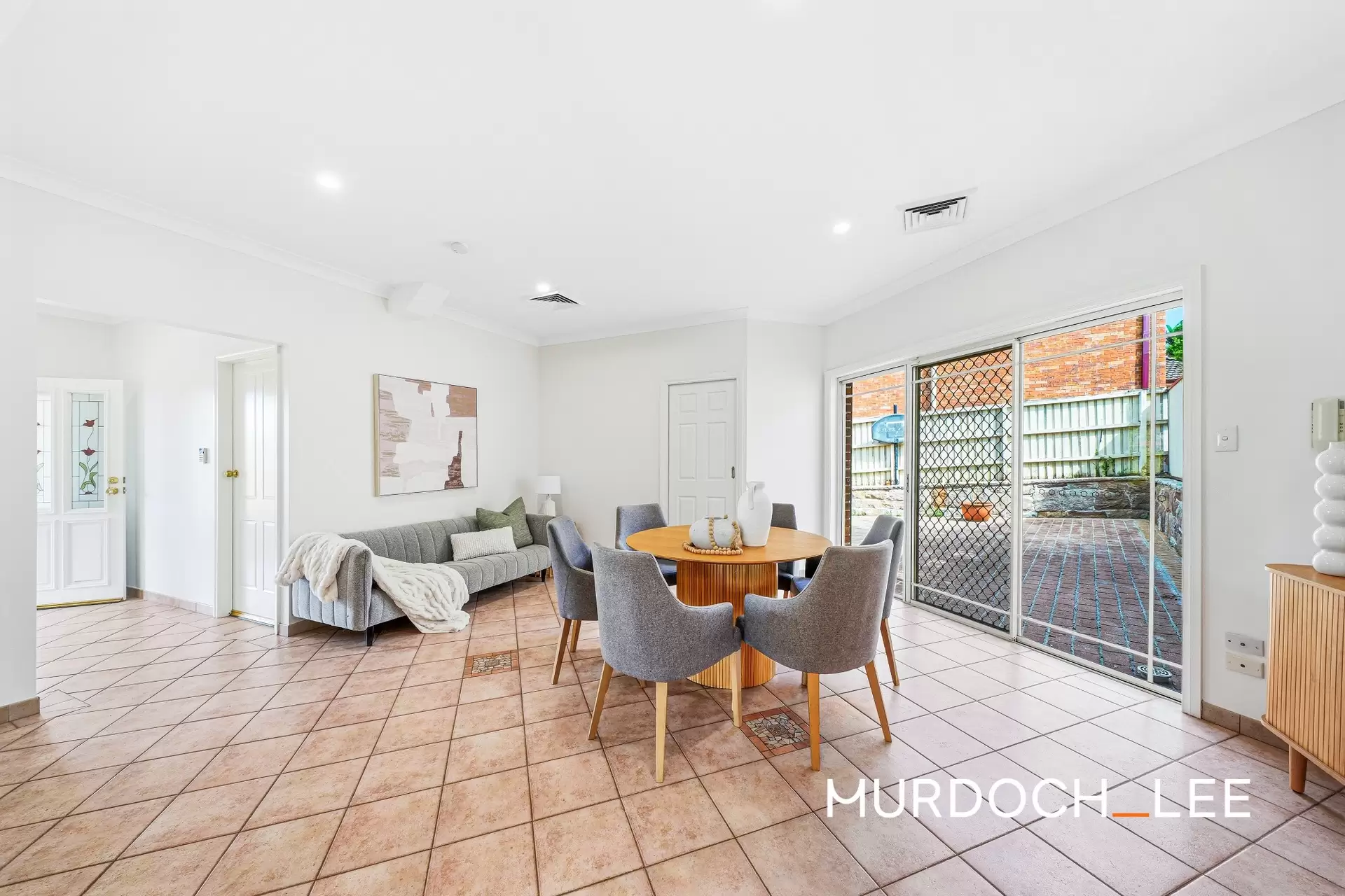 2 Amberlea Court, Castle Hill Sold by Murdoch Lee Estate Agents - image 10