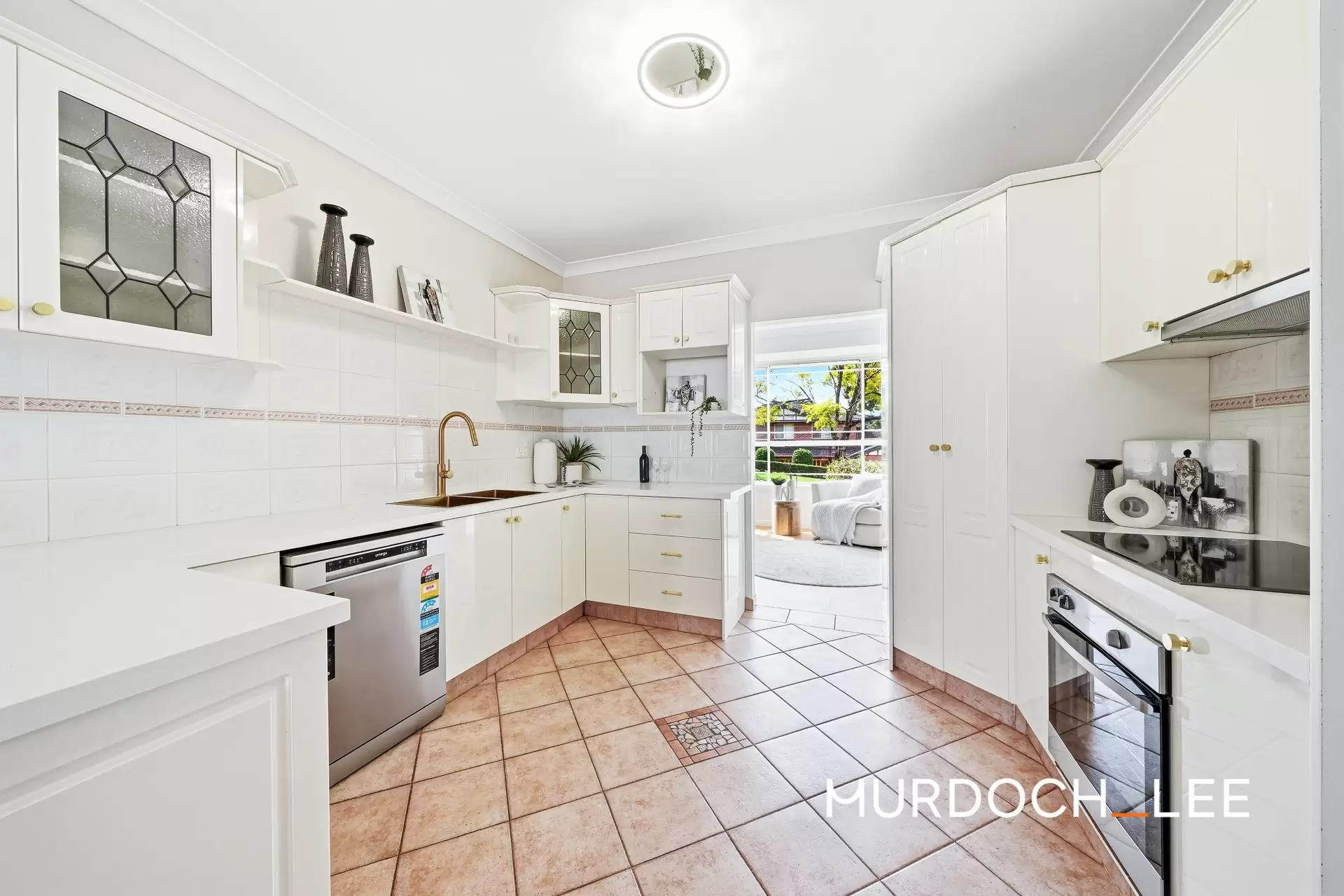 2 Amberlea Court, Castle Hill Sold by Murdoch Lee Estate Agents - image 13