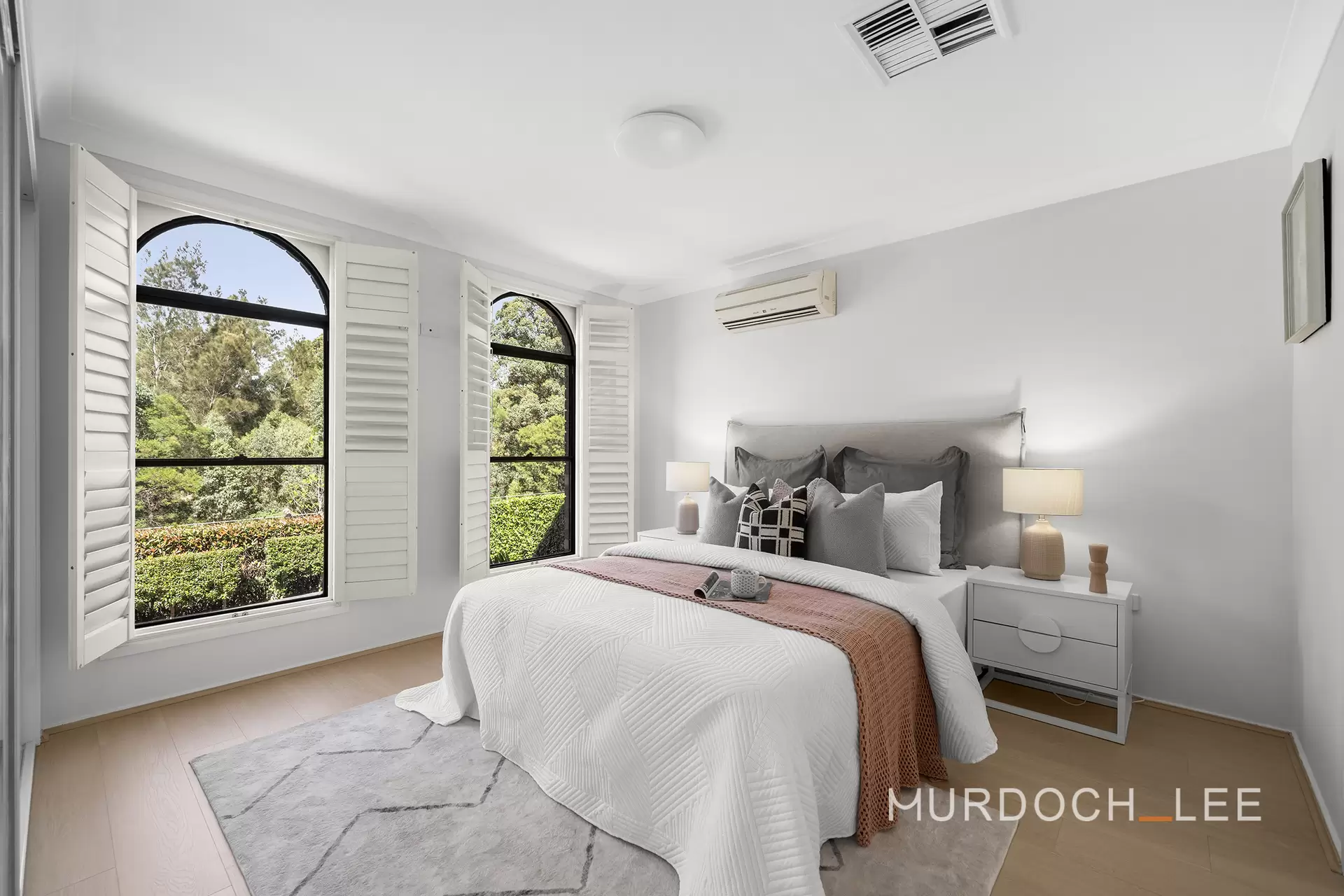 77 Chapel Lane, Baulkham Hills Sold by Murdoch Lee Estate Agents - image 2