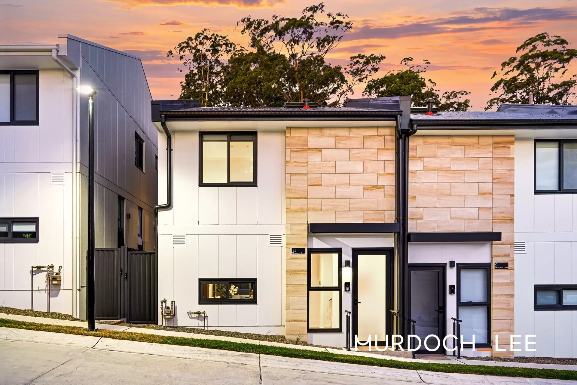 11 Monument Drive, Castle Hill Sold by Murdoch Lee Estate Agents - image 1