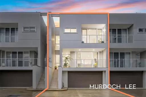 5 Chloe Circuit, Norwest Sold by Murdoch Lee Estate Agents