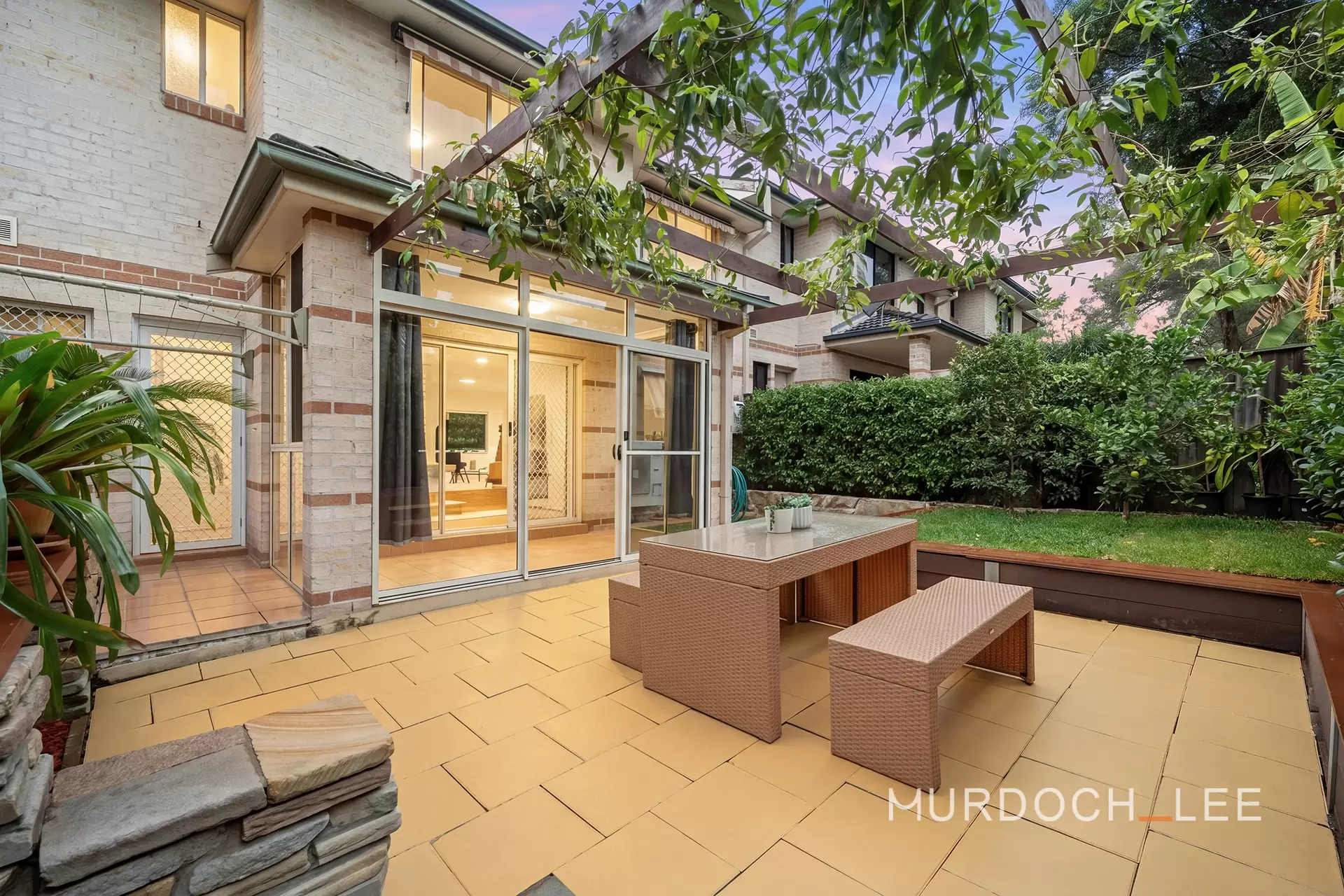 5/1 Kenneth Avenue, Baulkham Hills Sold by Murdoch Lee Estate Agents - image 11