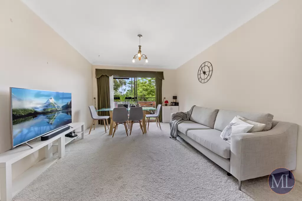 8/321 Windsor Road, Baulkham Hills Leased by Murdoch Lee Estate Agents