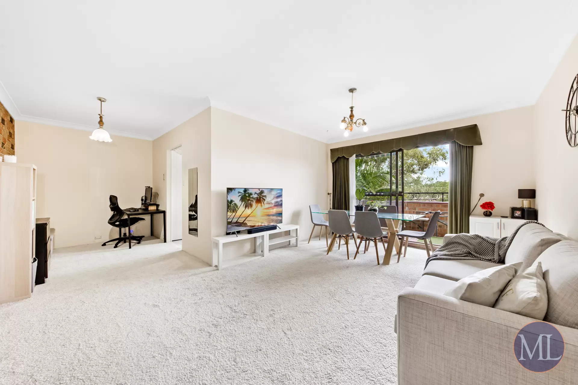 8/321 Windsor Road, Baulkham Hills Leased by Murdoch Lee Estate Agents - image 2