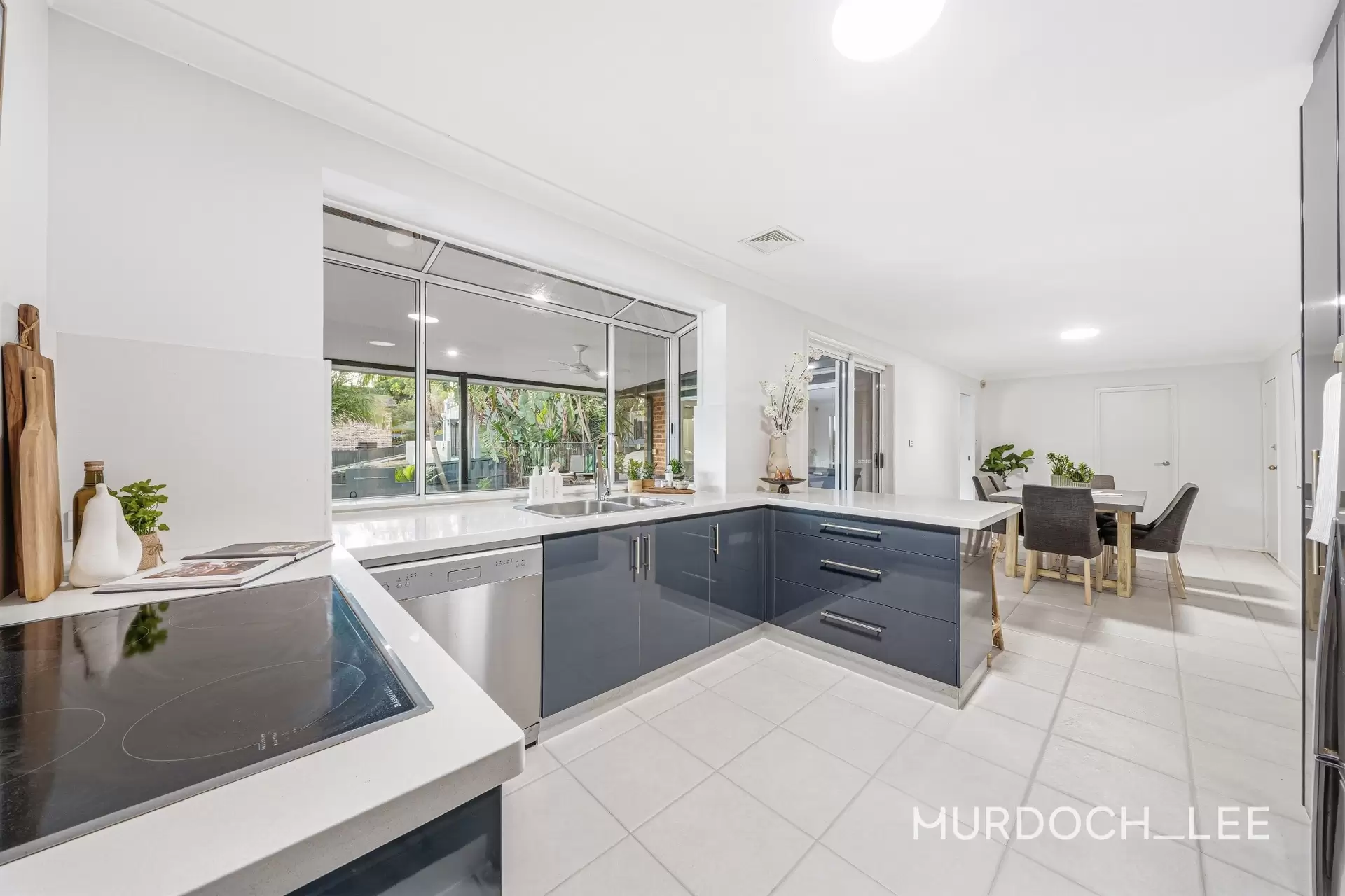 7 Drawbridge Place, Castle Hill For Sale by Murdoch Lee Estate Agents - image 5