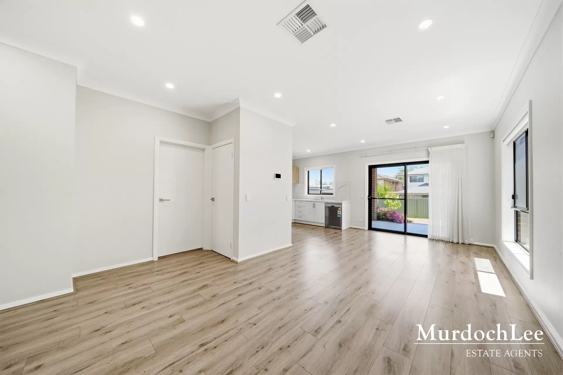 5 Allowrie Street, Rouse Hill Leased by Murdoch Lee Estate Agents - image 7