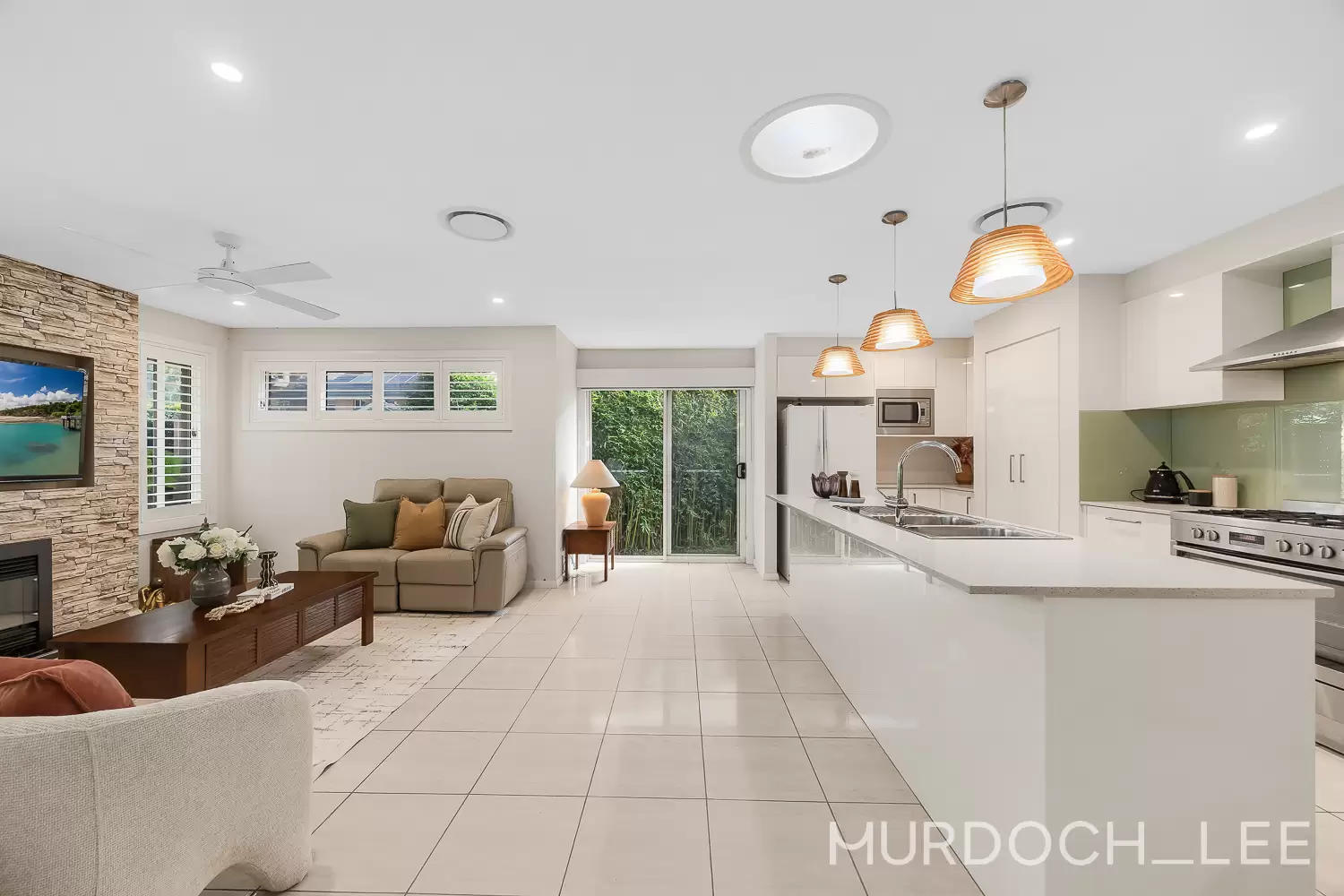 68 Balintore Drive, Castle Hill For Sale by Murdoch Lee Estate Agents - image 3