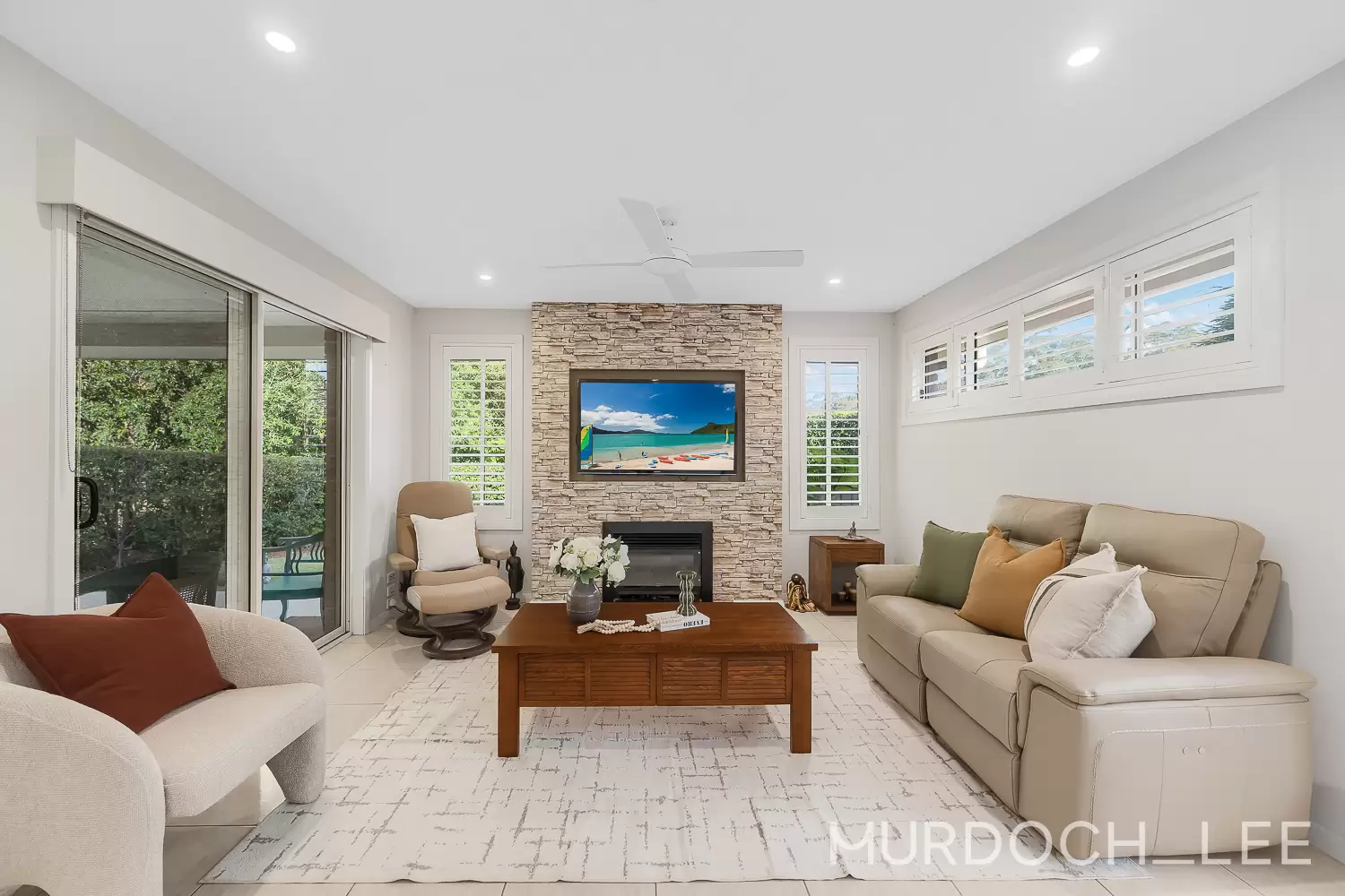68 Balintore Drive, Castle Hill For Sale by Murdoch Lee Estate Agents - image 4