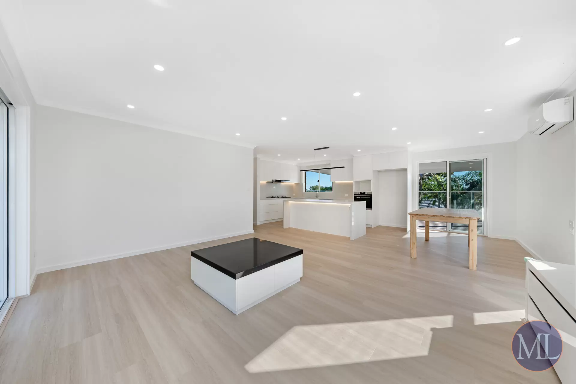 19 Carver Crescent, Baulkham Hills Leased by Murdoch Lee Estate Agents - image 3