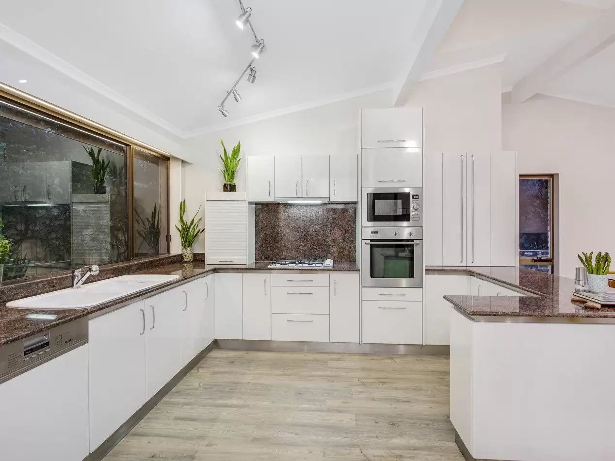 25 Pogson Drive, Cherrybrook Leased by Murdoch Lee Estate Agents - image 4
