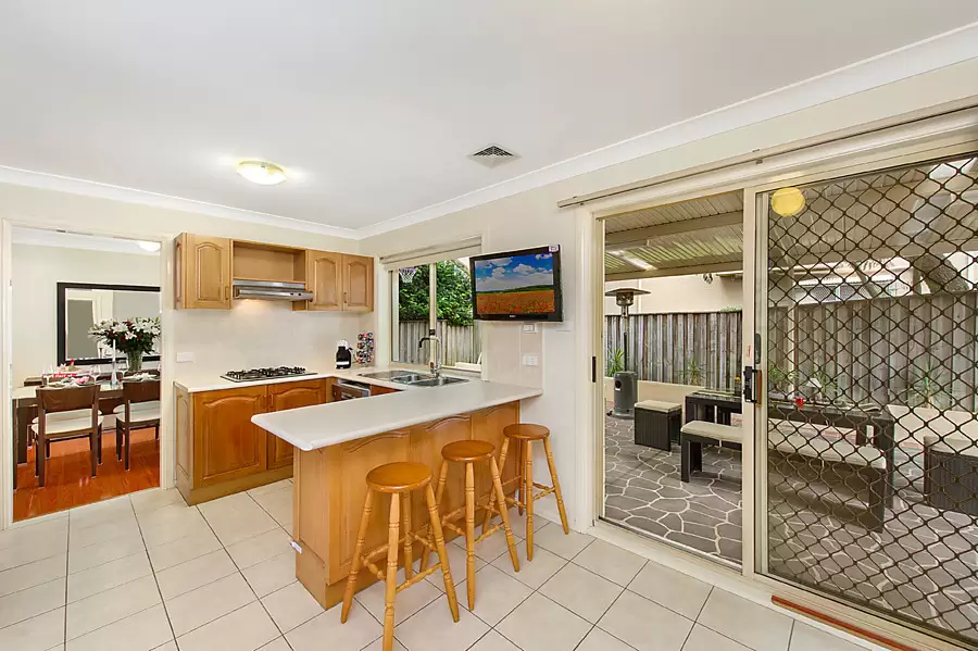 28/17-19 Conie Avenue, Baulkham Hills Leased by Murdoch Lee Estate Agents - image 3