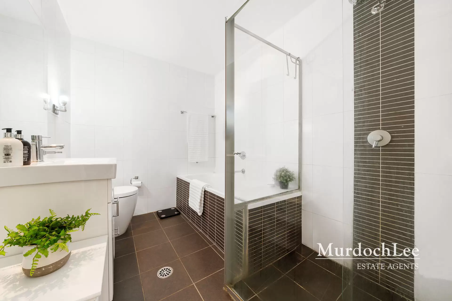 27/12-18 Sherwin Avenue, Castle Hill Sold by Murdoch Lee Estate Agents - image 8