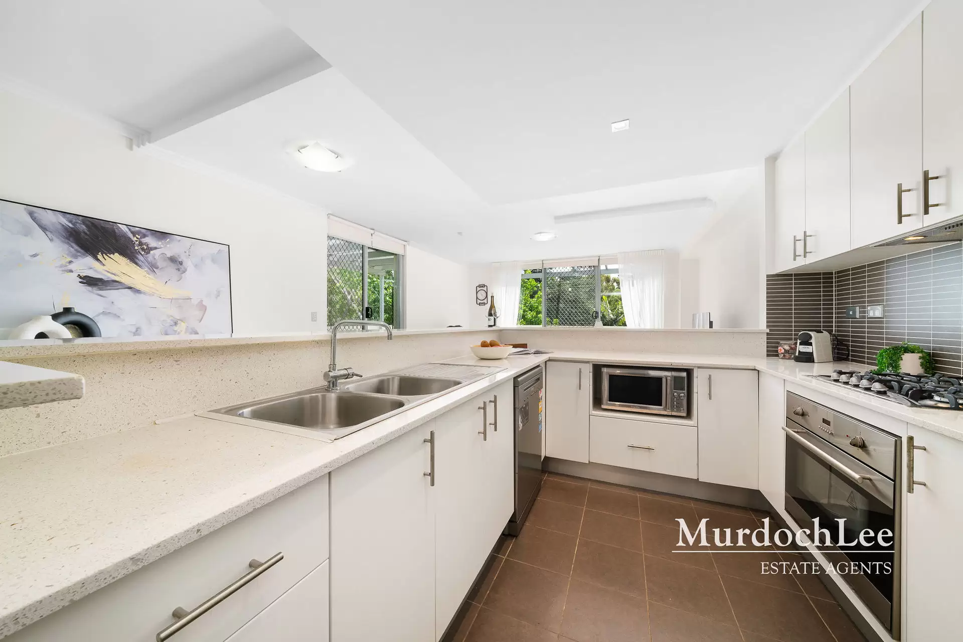27/12-18 Sherwin Avenue, Castle Hill Sold by Murdoch Lee Estate Agents - image 4