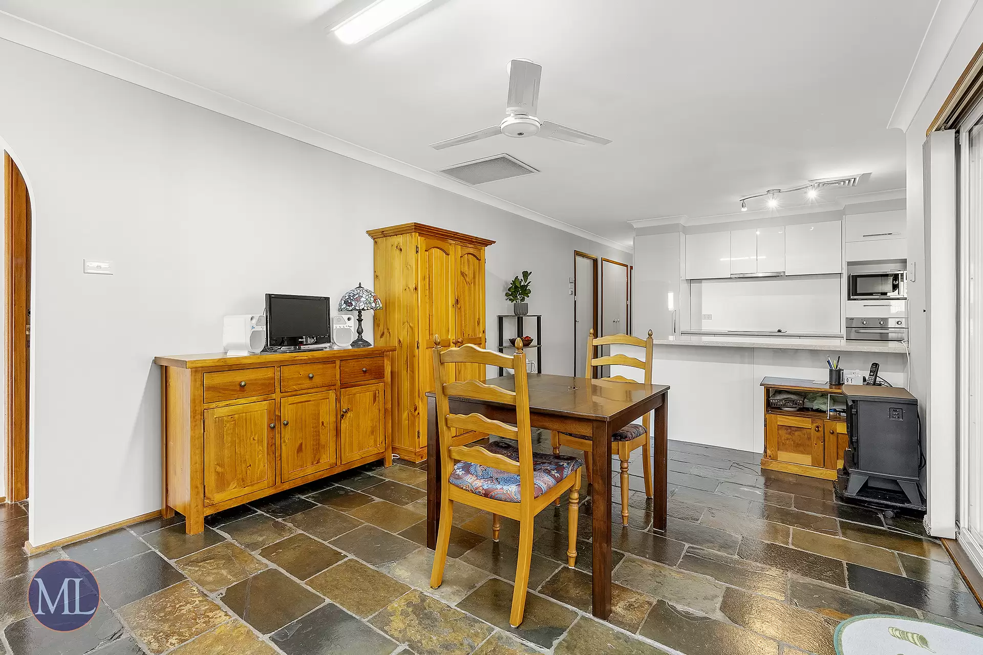 13 Guineviere Court, Castle Hill Leased by Murdoch Lee Estate Agents - image 7