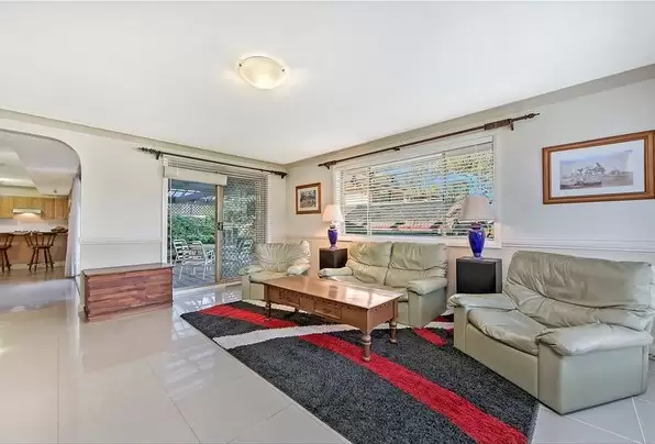 62 Jenner Road, Dural Leased by Murdoch Lee Estate Agents - image 2