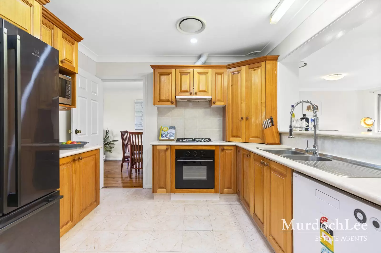 75 Glanmire Road, Baulkham Hills Sold by Murdoch Lee Estate Agents - image 8