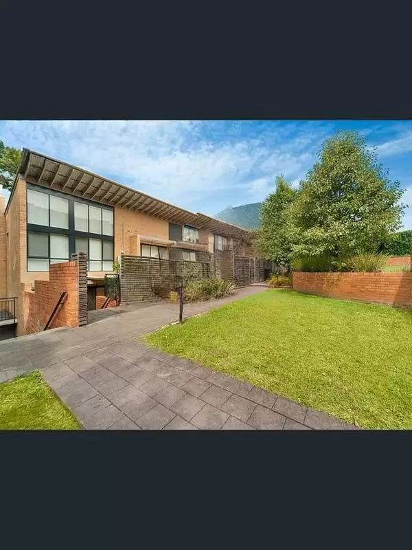 2/4 Charles Street, Carlingford Leased by Murdoch Lee Estate Agents - image 1